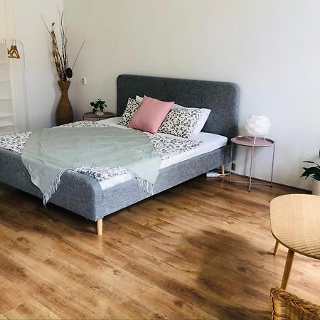 Adam&Eva Rooms Прага Екстер'єр фото